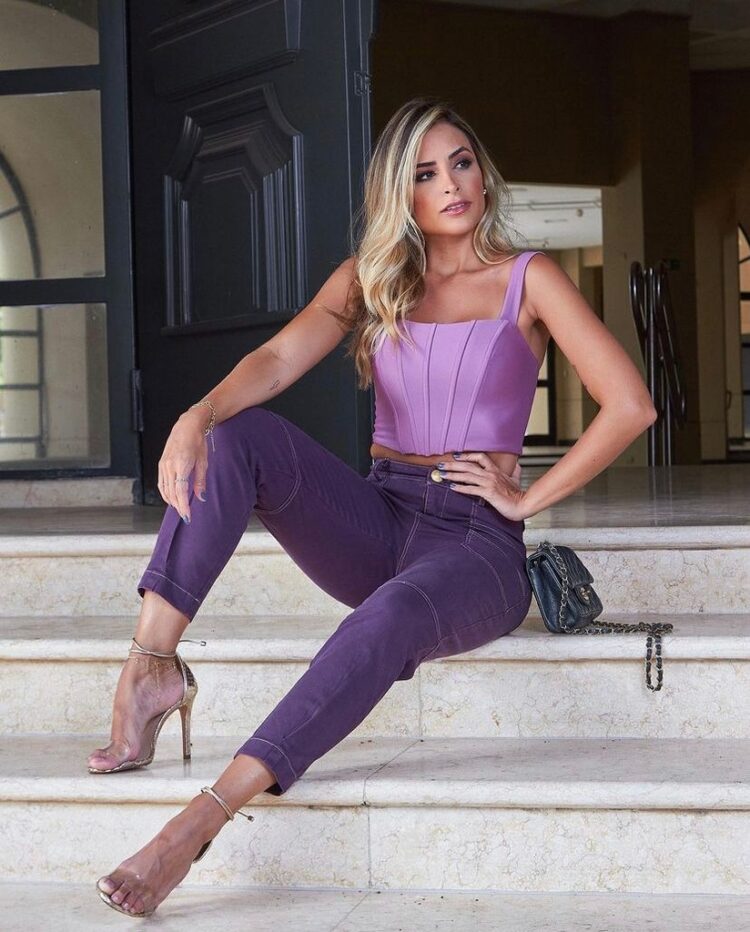 karol fernandes feet 5