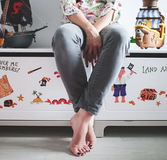 karolina malinowska feet