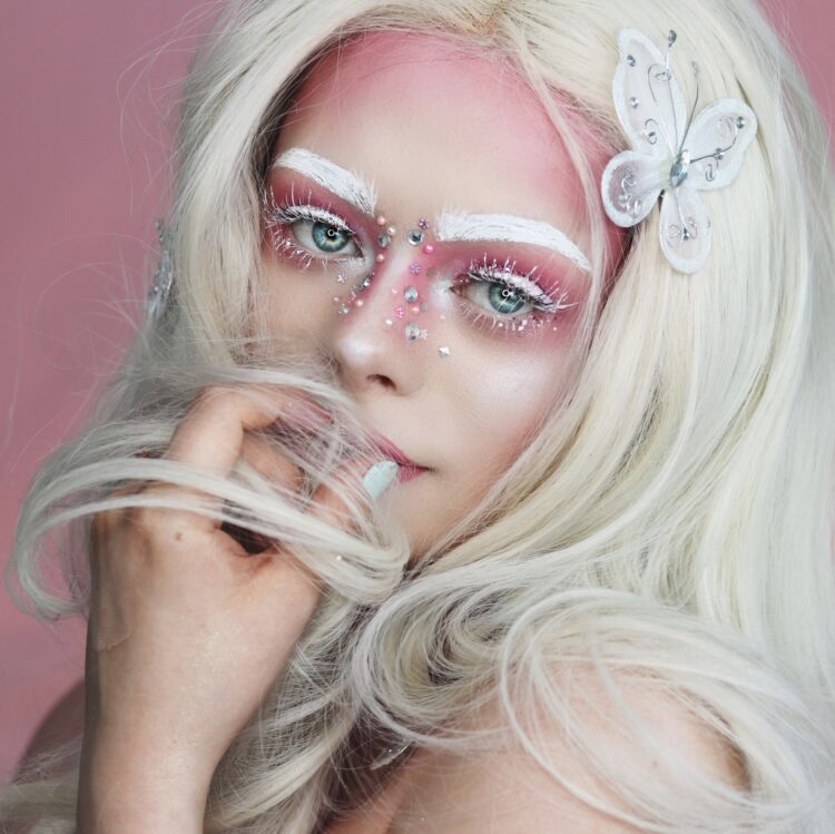 karolinagriciute feet 4