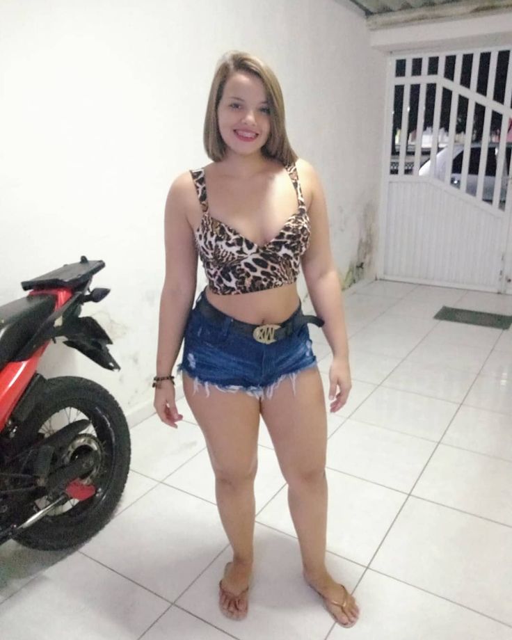 karolliny lisboa feet 1