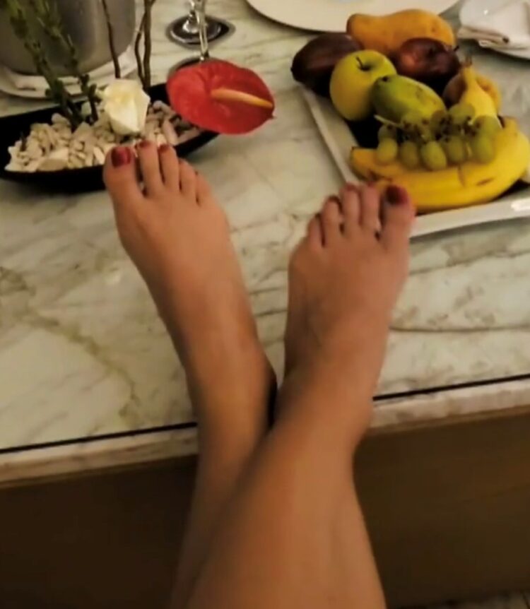 kary correa feet 1