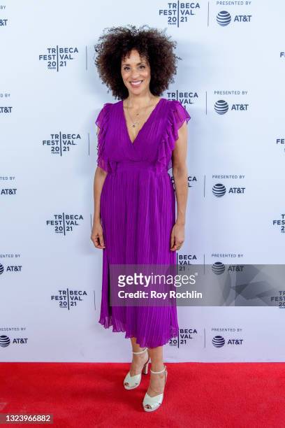 karyn parsons feet 6