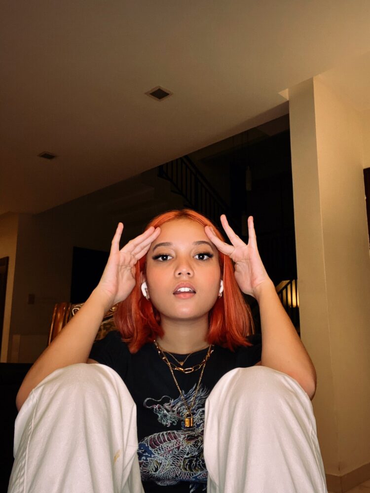 kasih iris leona feet