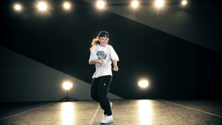 kassidy bright feet 5