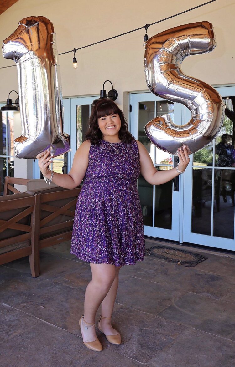 kassidy neary feet 3