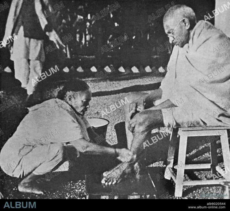 kasturba gandhi feet 5