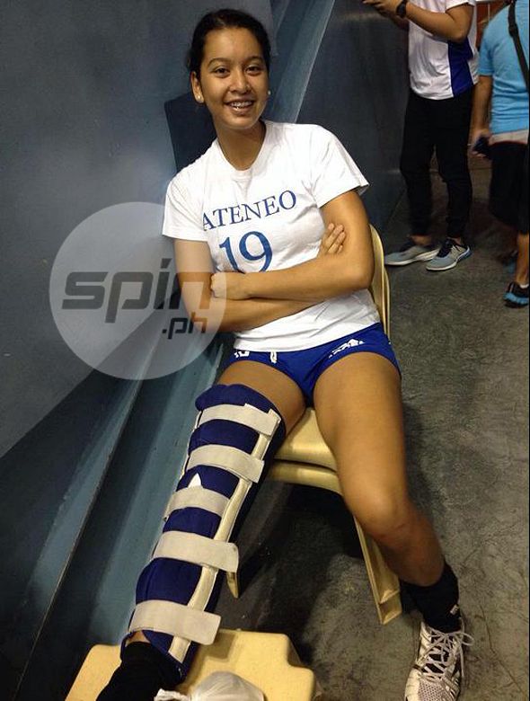 kat tolentino feet 1