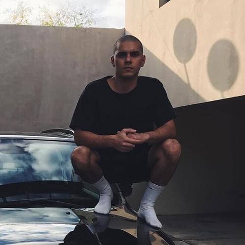 katalina oficial feet 6