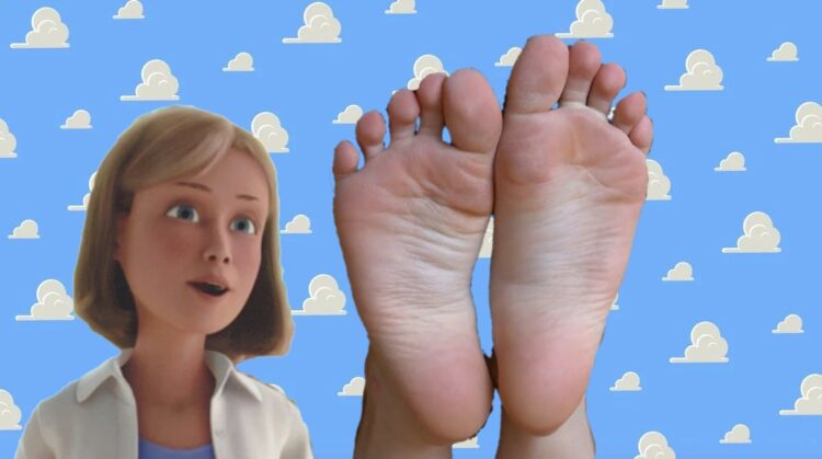 kate davis feet 5