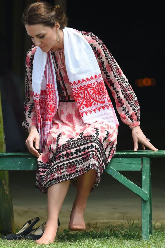 kate elisabeth feet 5