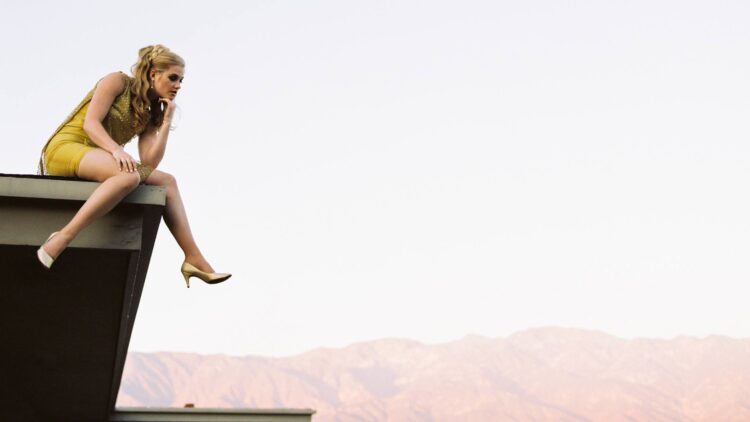 kate harpootlian feet 3