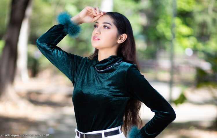 kate lumalang feet 4