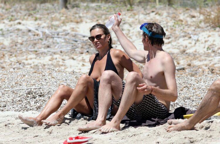 kate mosse feet 3 scaled