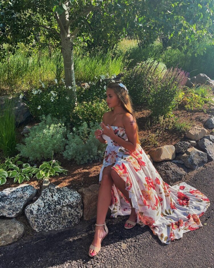 kate tomlinson feet 3