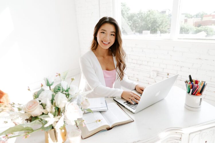 katelyn hoang feet 6