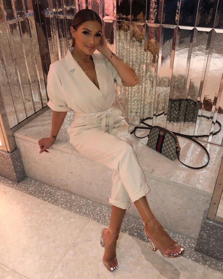 katerina themis feet 4