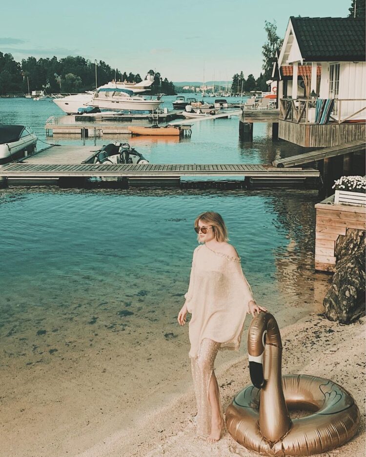 katharina andresen feet 1