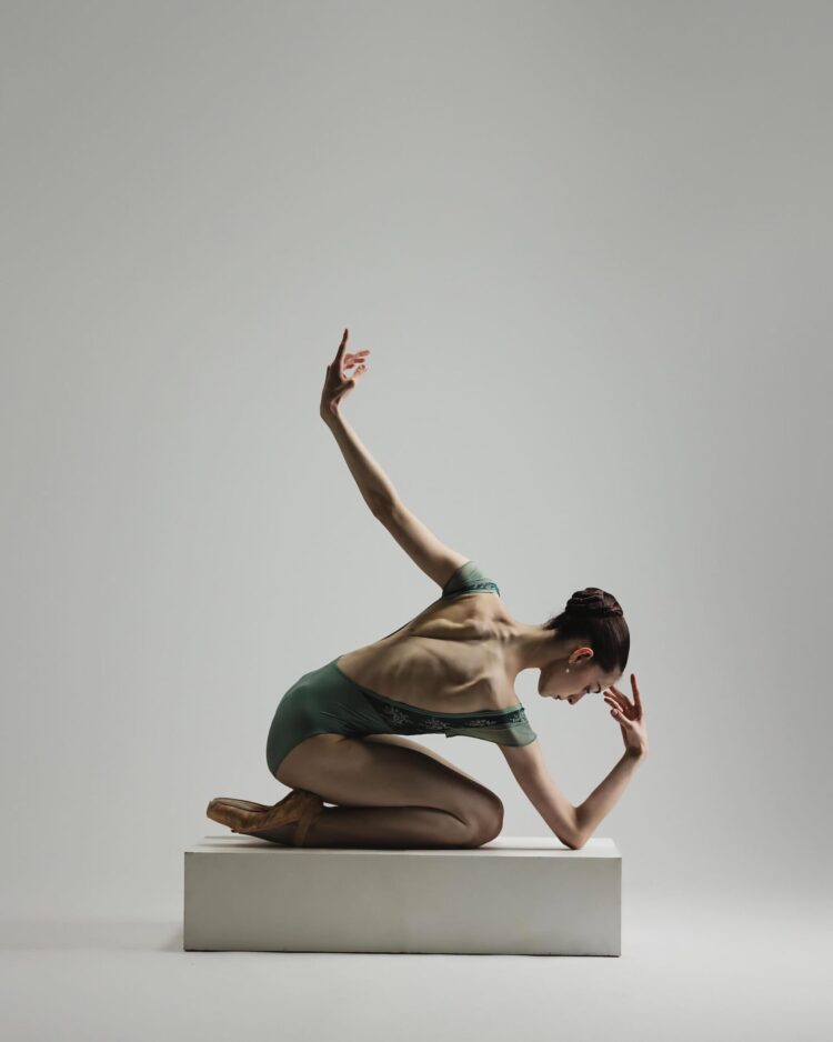 katherine landry feet scaled