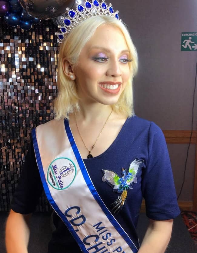 kathia deister feet 1