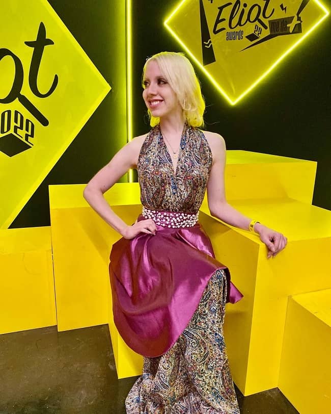 kathia deister feet 5