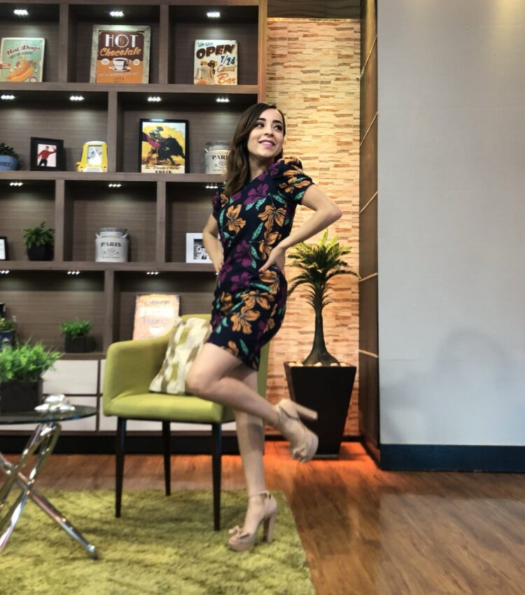 kathia martinez feet 5