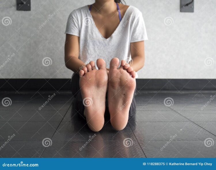 kathie candoo feet 3