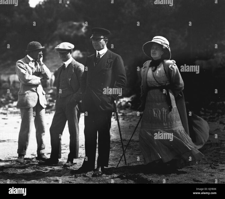 kathleen scott feet 5