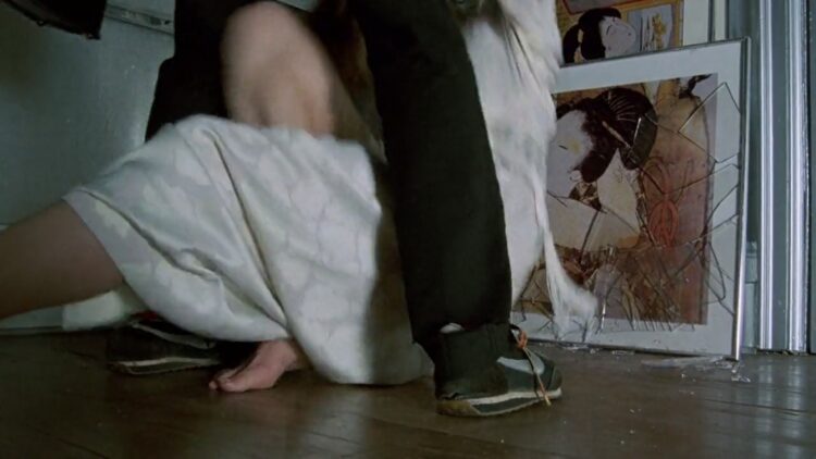 kathleen turner feet 4