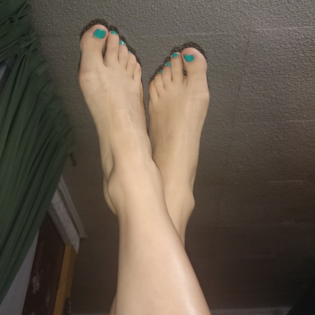 kathy contreras feet 2