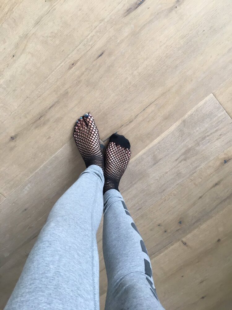 kati karenina feet 2