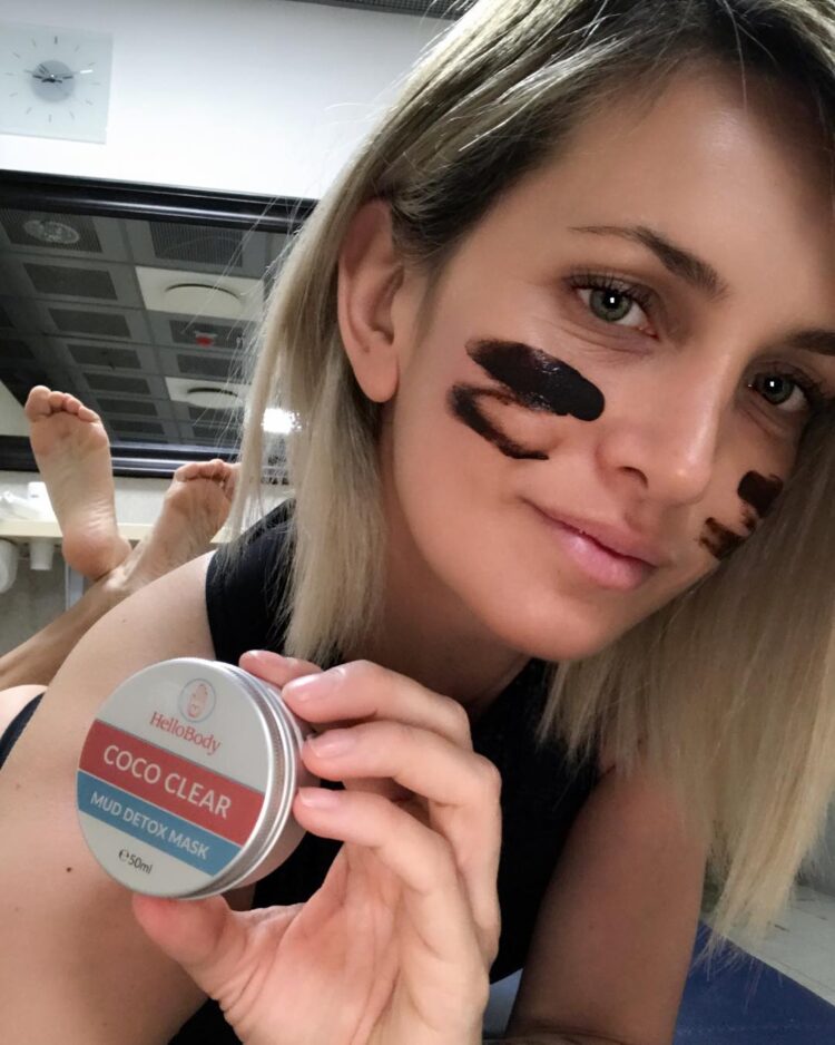 katia pedrotti feet 3