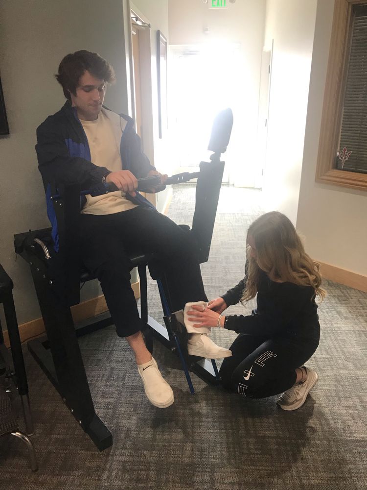 katie anderson feet 4