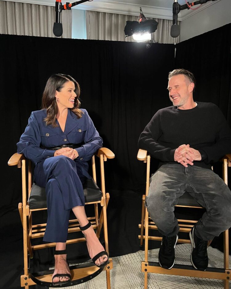 katie campbell feet 6