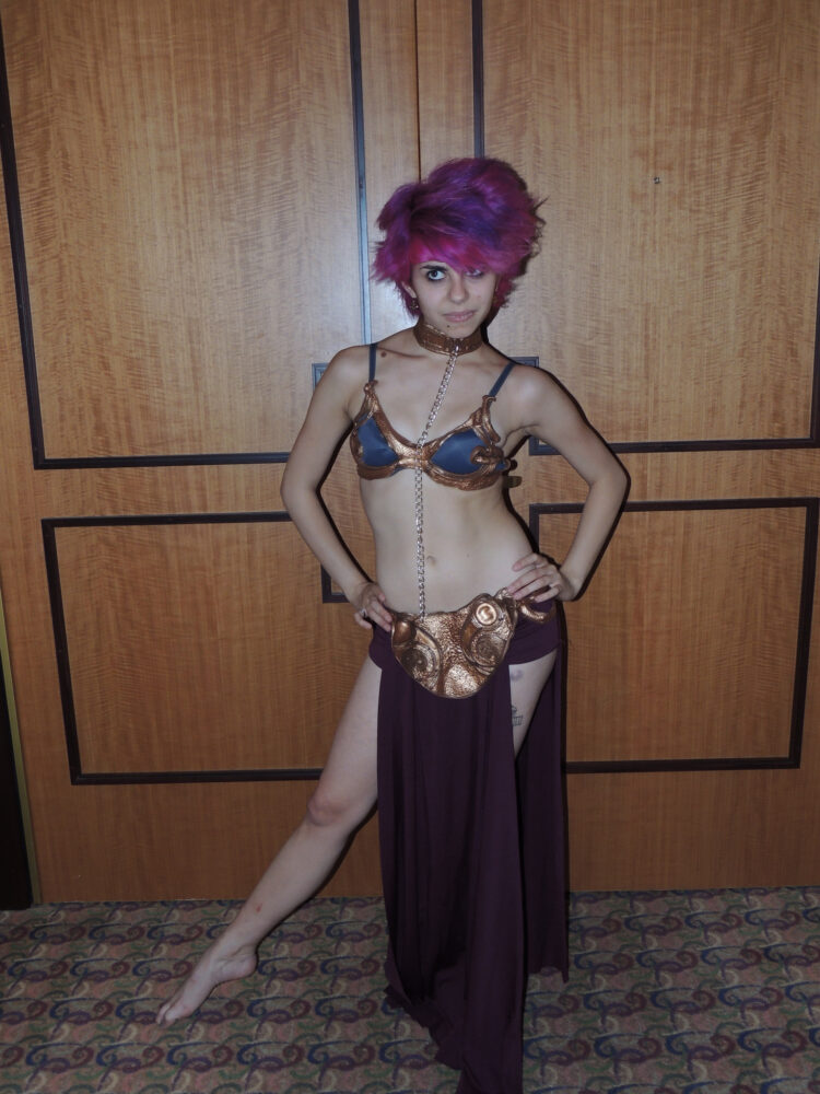 katie correll feet 2