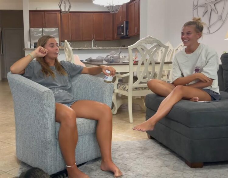 katie donnelly feet 1