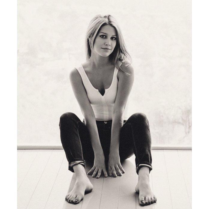 katie garfield feet 1