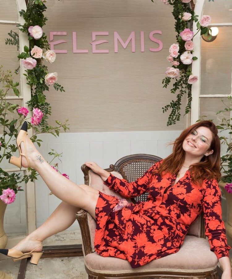 katie jane hughes feet 3