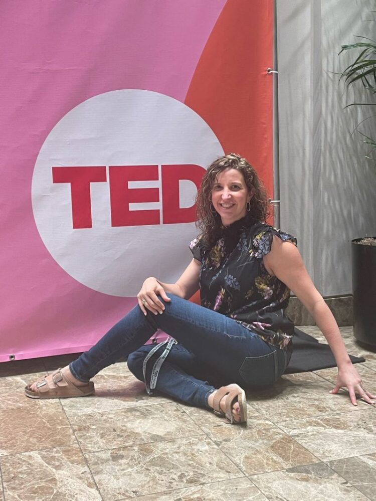 katie louise mills feet 4