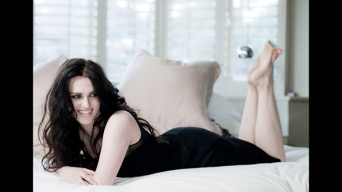 katie mcgrath feet 3