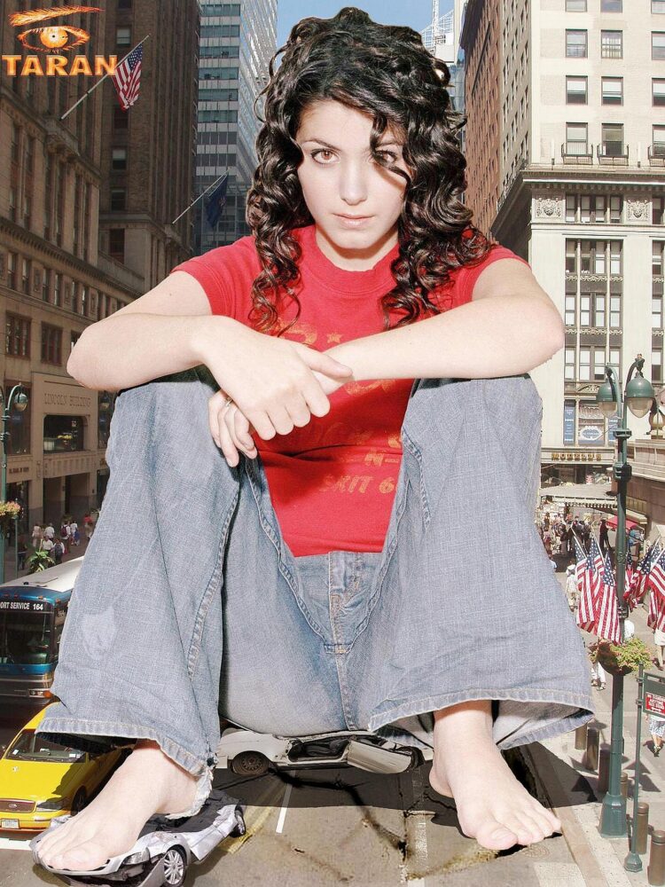 katie melua feet 4
