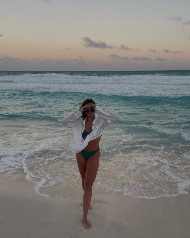 katie ortencio feet 4