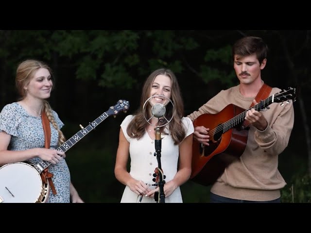 katie sherwood feet 3