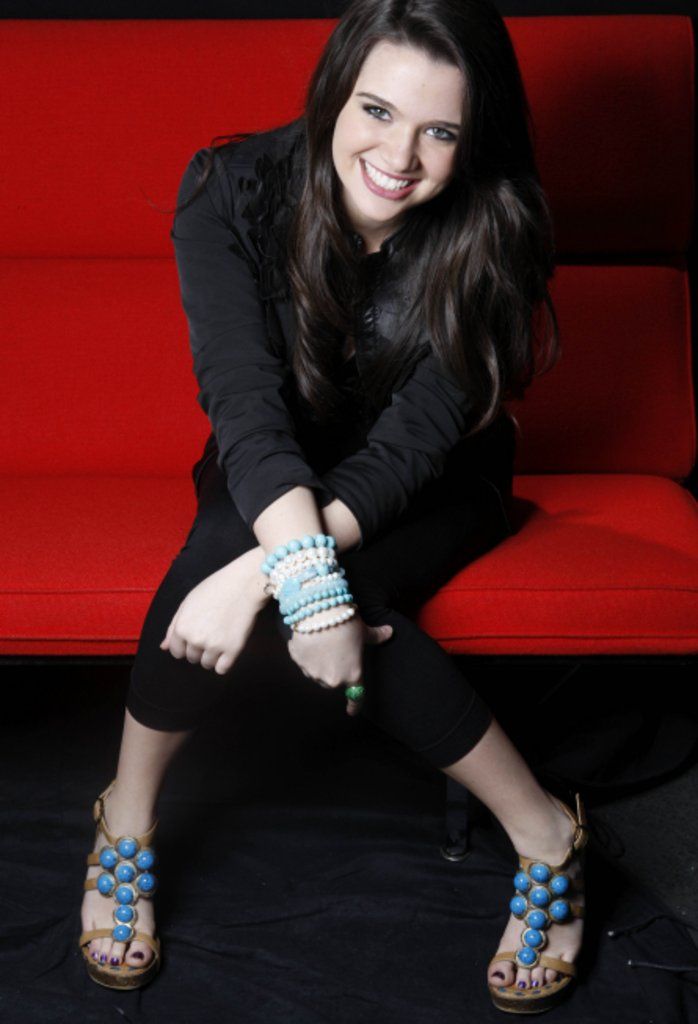 katie stevens feet 3