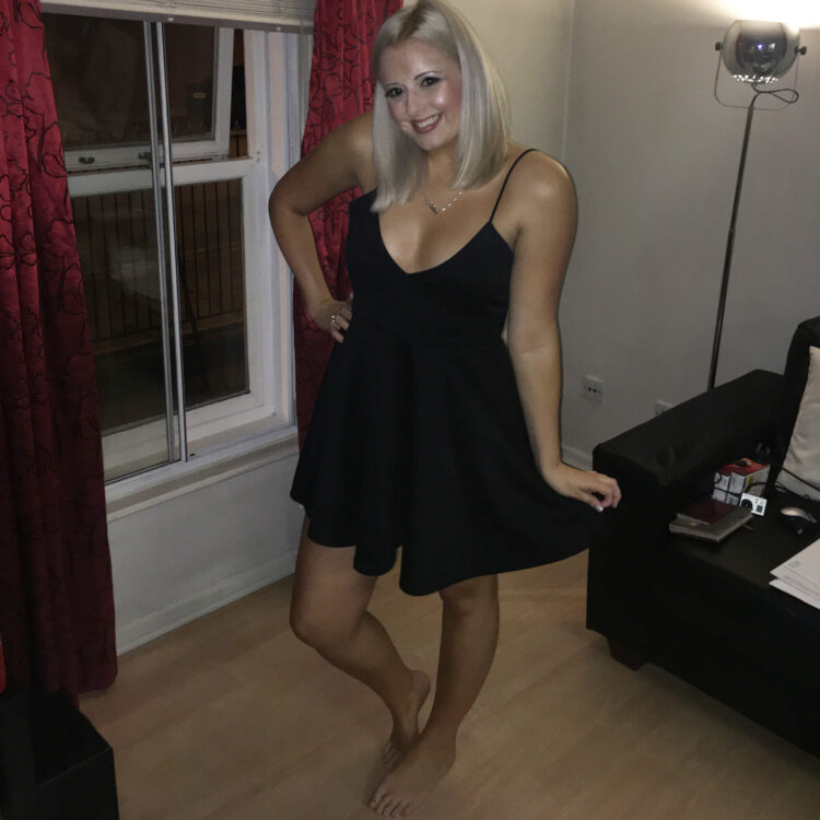 katie thistleton feet 2