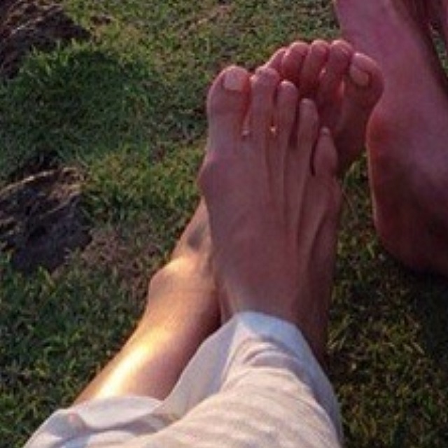 katie wagner feet 4