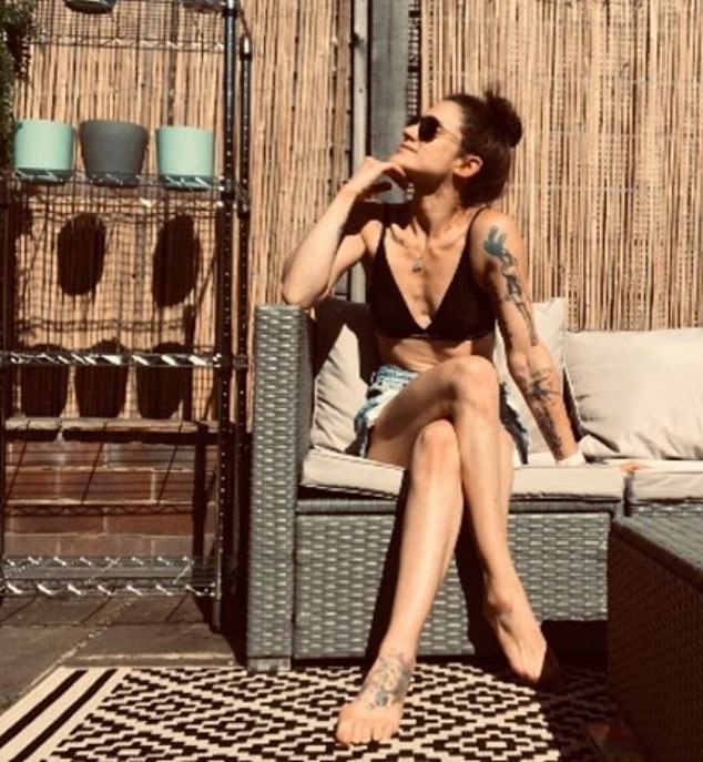 katie waissel feet 4