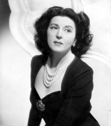 katina paxinou feet 4