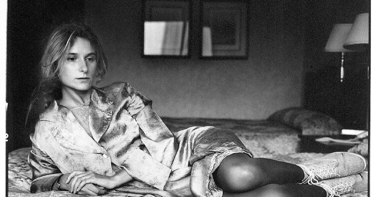 katrin cartlidge feet