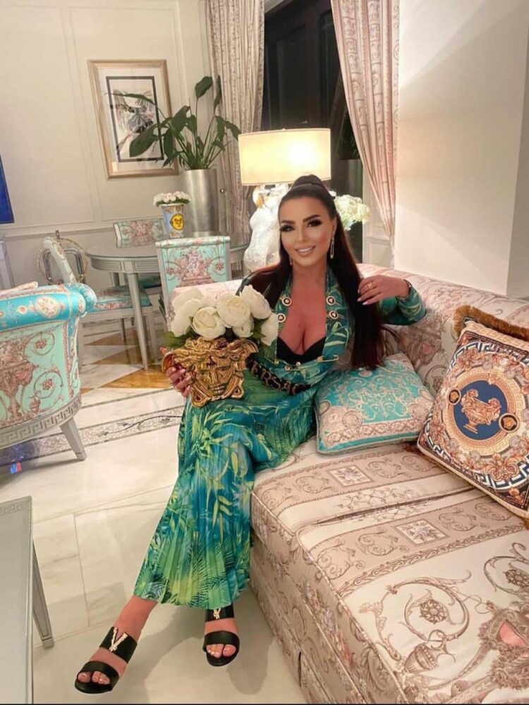 katrina antonovich feet 5