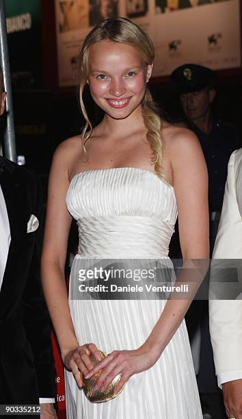 katty ukhanova feet 6